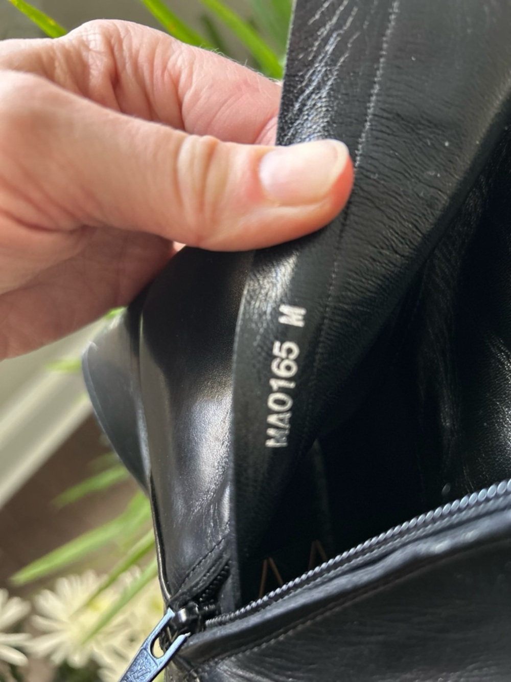 Louis Vuitton Black Leather Studded Ankle Boots  – Size 39 - Picture 10 of 15